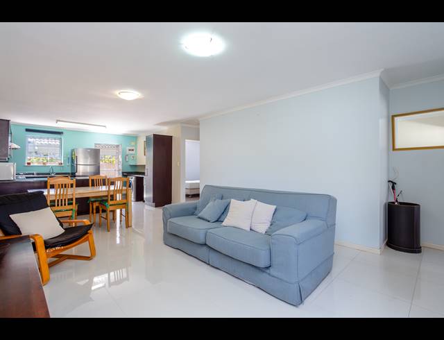 3 BEDROOM HOUSE RENTED IN PLUMSTEAD